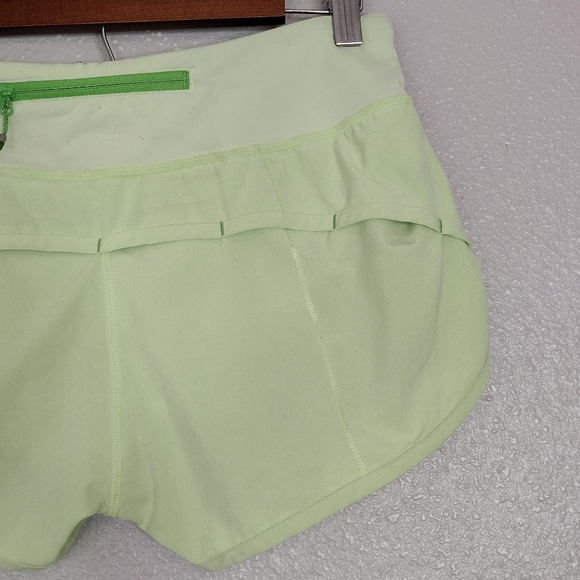 Lululemon Lime Green High-Rise Training Workout Running Athletic Shorts Sz 4 - Picture 6 of 16